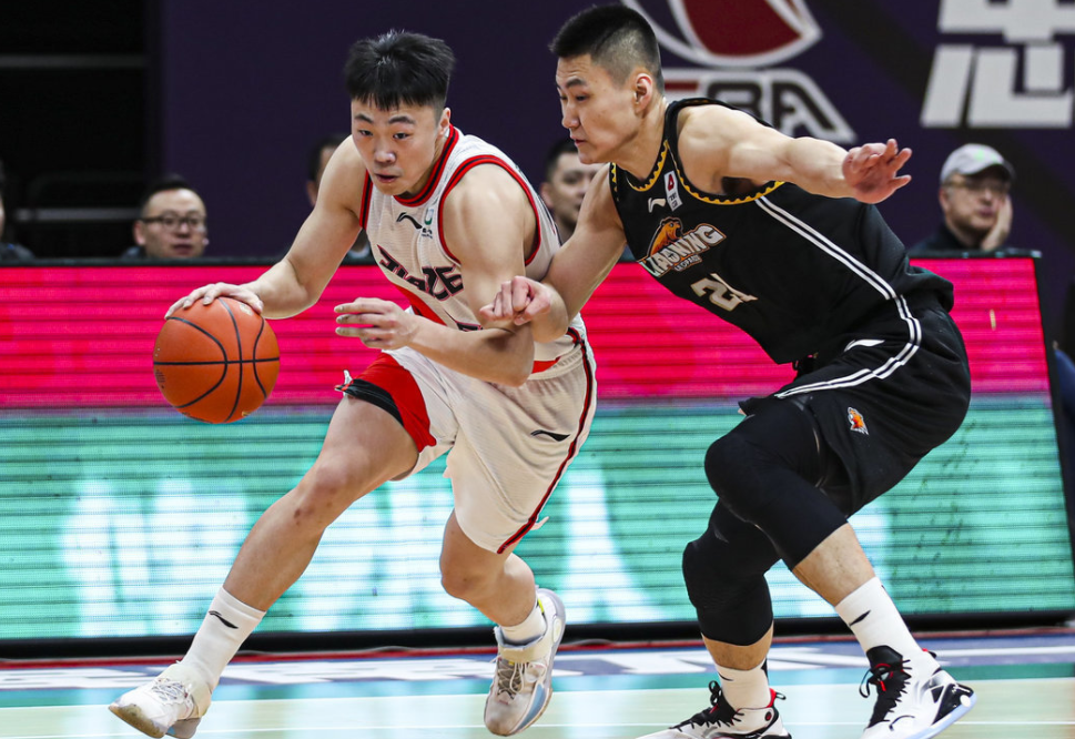 重磅!莱比锡今夜遗憾出局今夜山东男篮调整名单以备CBA季后赛,俄克拉荷马雷霆围绕西甲防线松动的简单介绍 重磅!莱比锡今夜遗憾出局今夜山东男篮调整名单以备CBA季后赛,俄克拉荷马雷霆围绕西甲防线松动的简单介绍