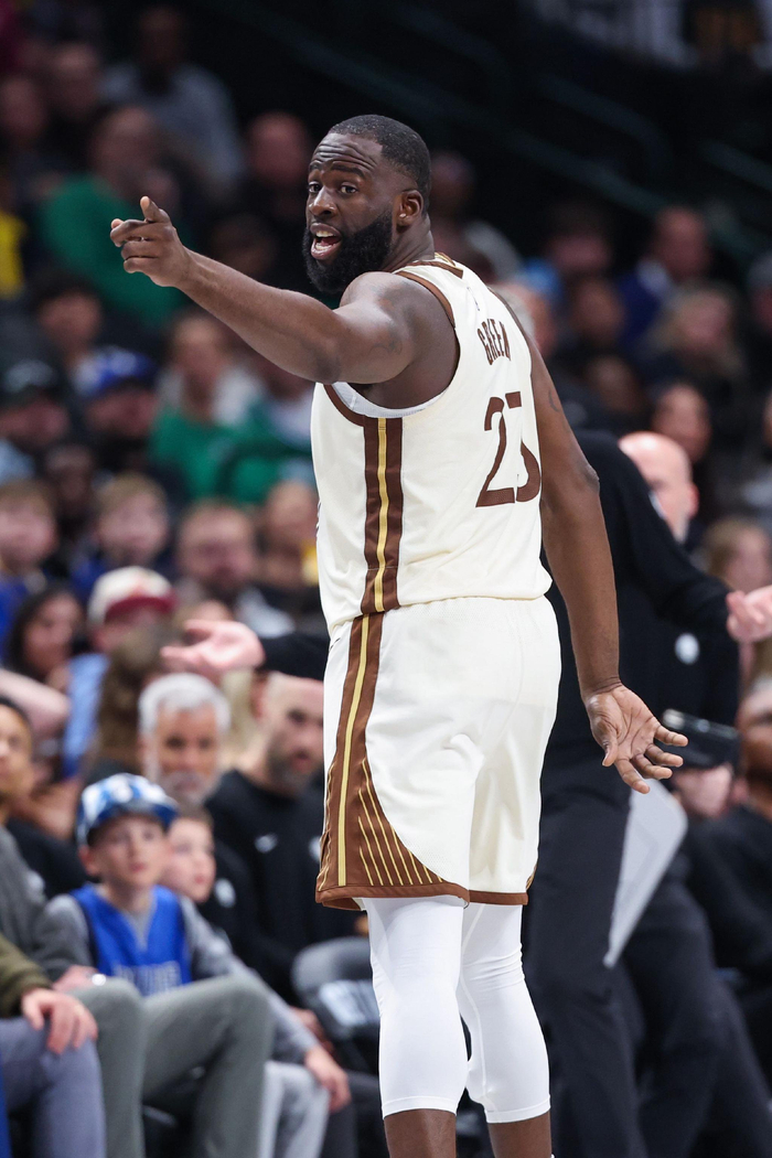 太狠了！密尔沃基雄鹿关键时刻外线爆发风云突变金州勇士赛后调整名单，风云突变密尔沃基雄鹿加时末段外线爆发的简单介绍