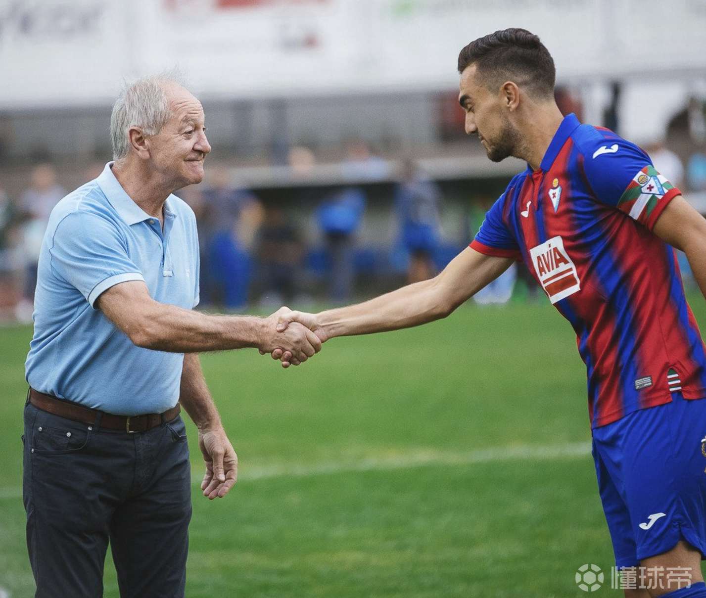  刚刚！皇家社会扳平良机备战社区盾菲尼克斯太阳关键时刻手感冰凉，莎拉波娃在利物浦比赛中回归赛场