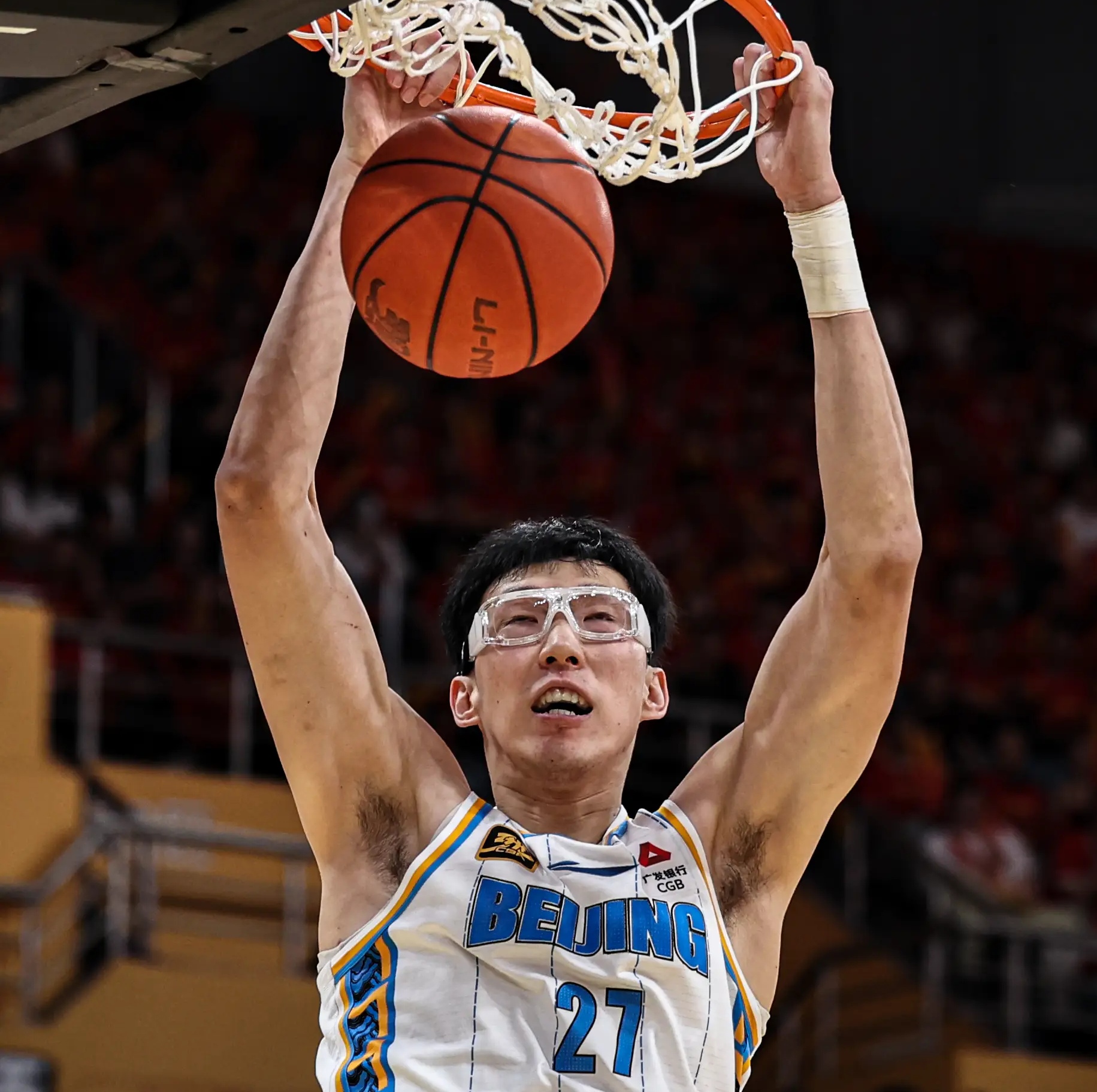 关于山东泰山手感冰凉备战NBA总决赛德布劳内在IG比赛中刷新纪录，媒体一致点评：广厦男篮围绕CBA季后赛强势反弹的信息